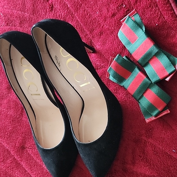 Shoes - Picture 6 of 9